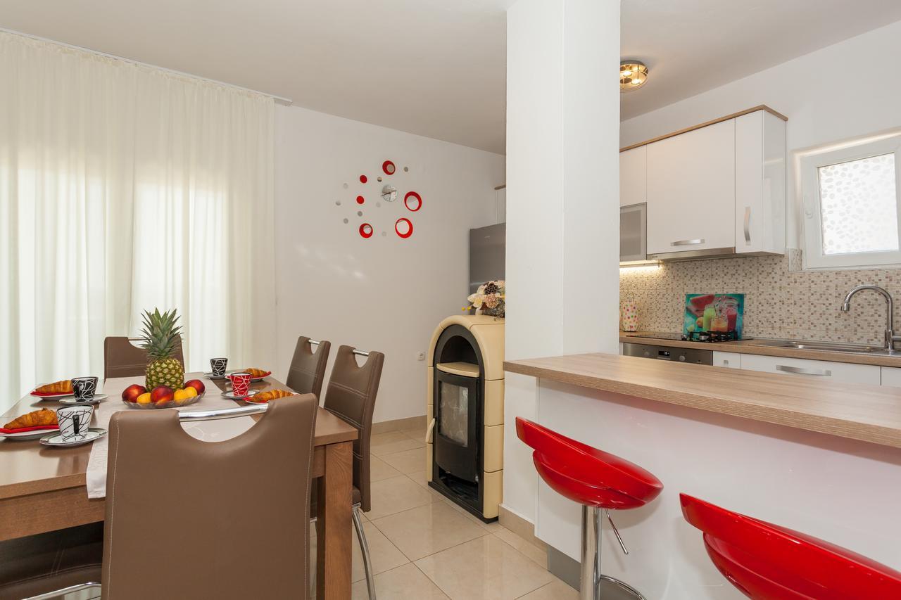 Apartment Klara Биоград-на-Мору Экстерьер фото
